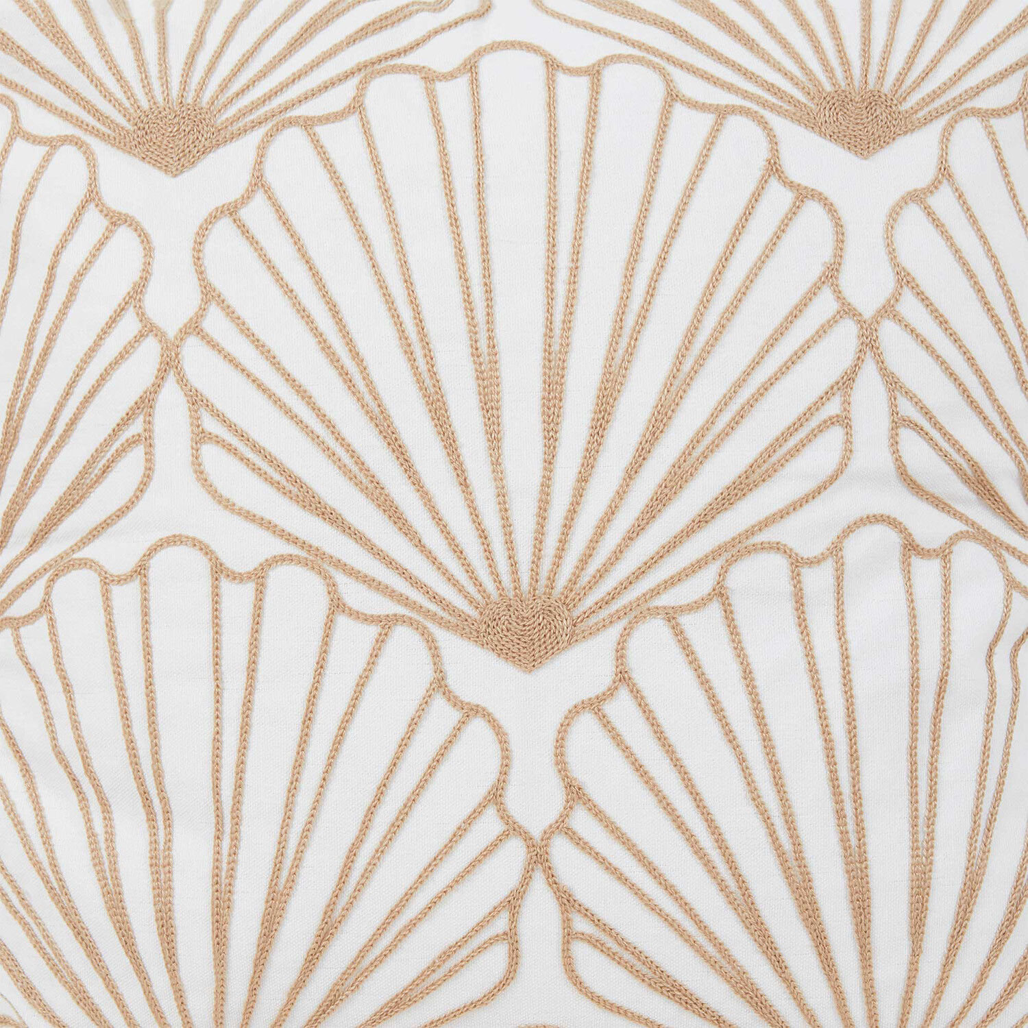 Shell Cushion Natural - White Image 2