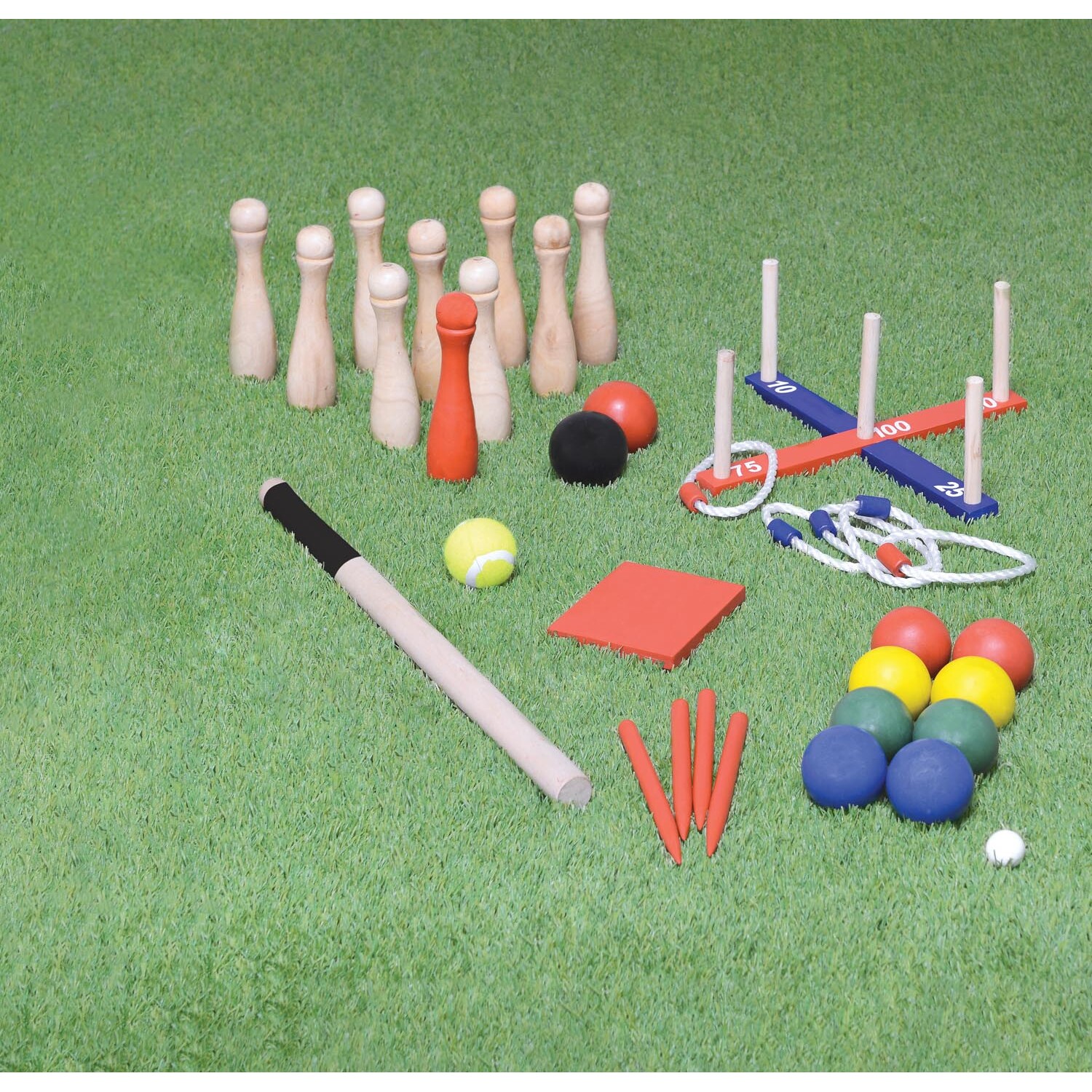 4-in-1 Wooden Games Image 2