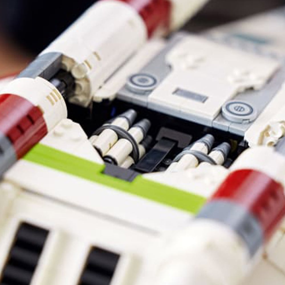 LEGO 75309 Star Wars Republic Gunship Image 4