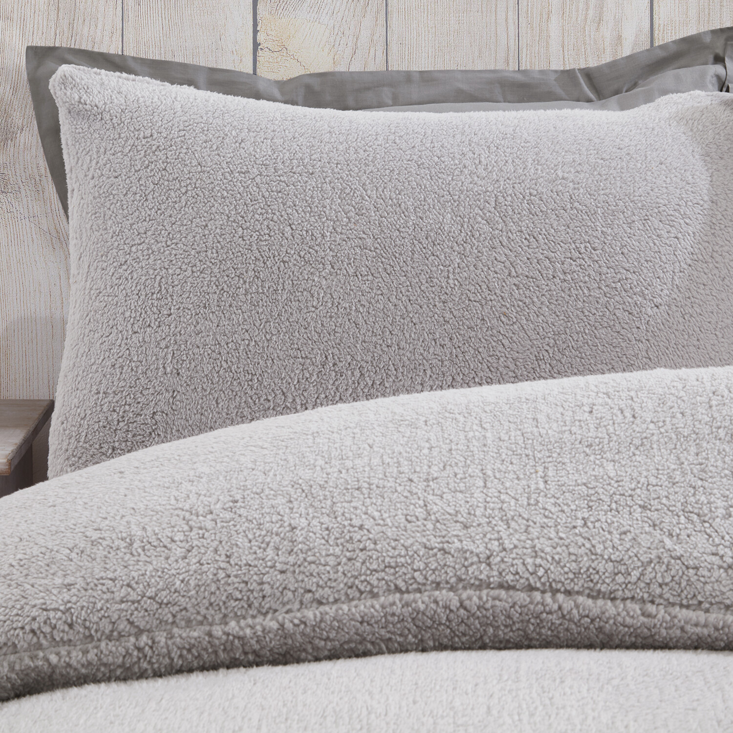 Teddy Fleece Duvet and Pillow Case Set  - Silver / Single Image 3