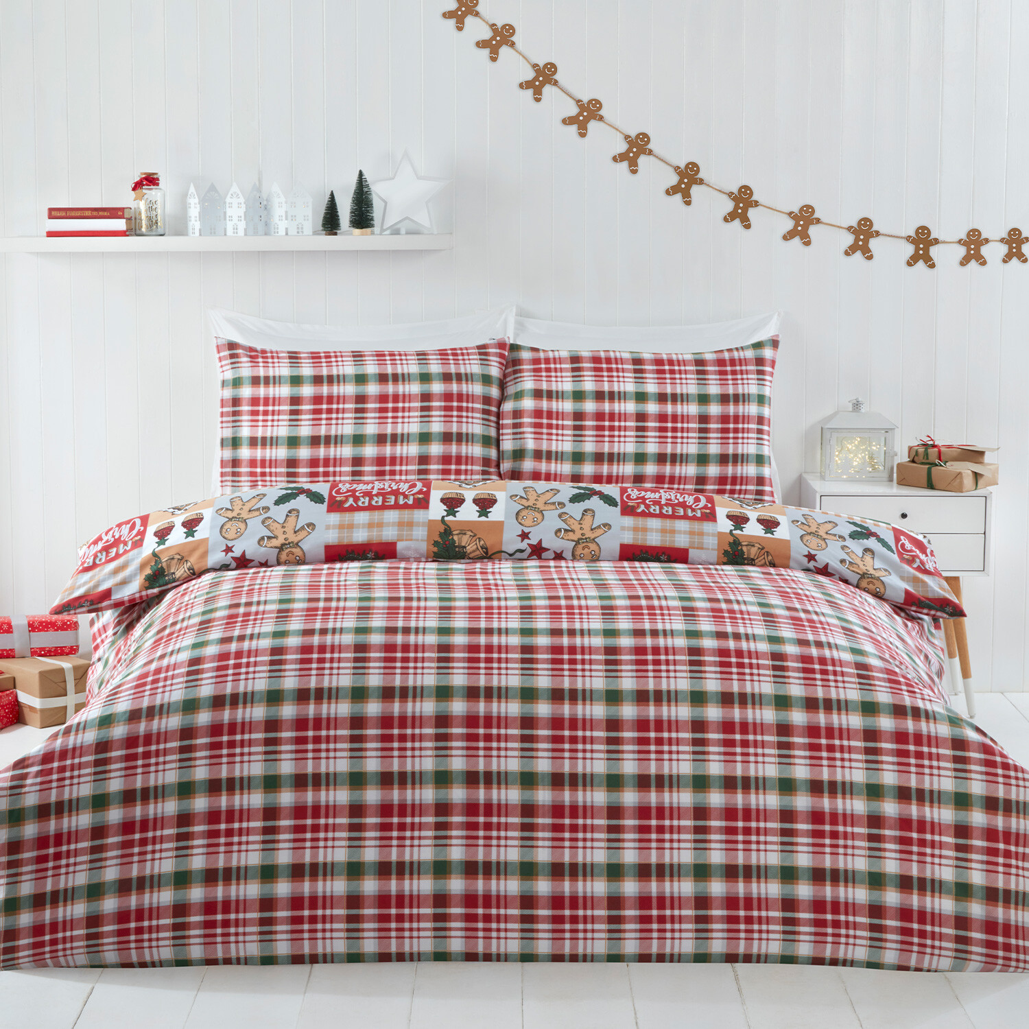 Gingerbread House Duvet Set - Red / King Image 2