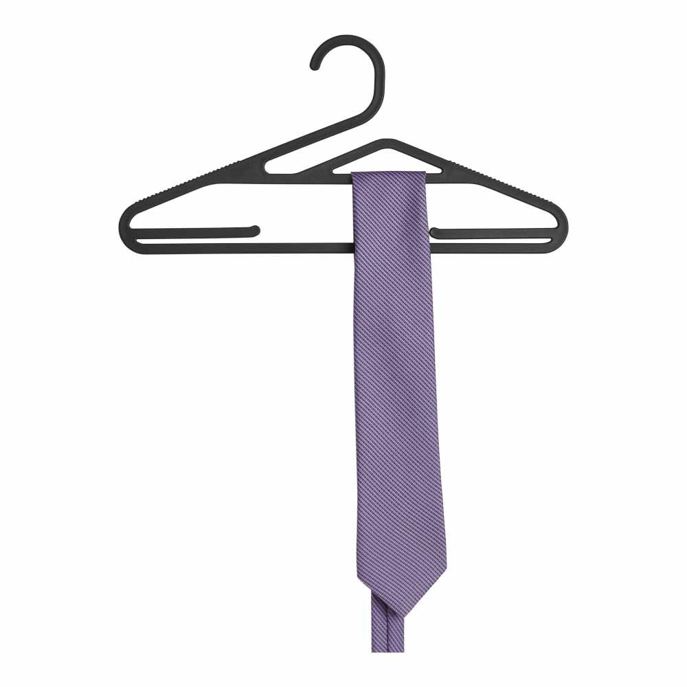 Wilko No Stretch Coat Hanger Black 5 Pack Wilko