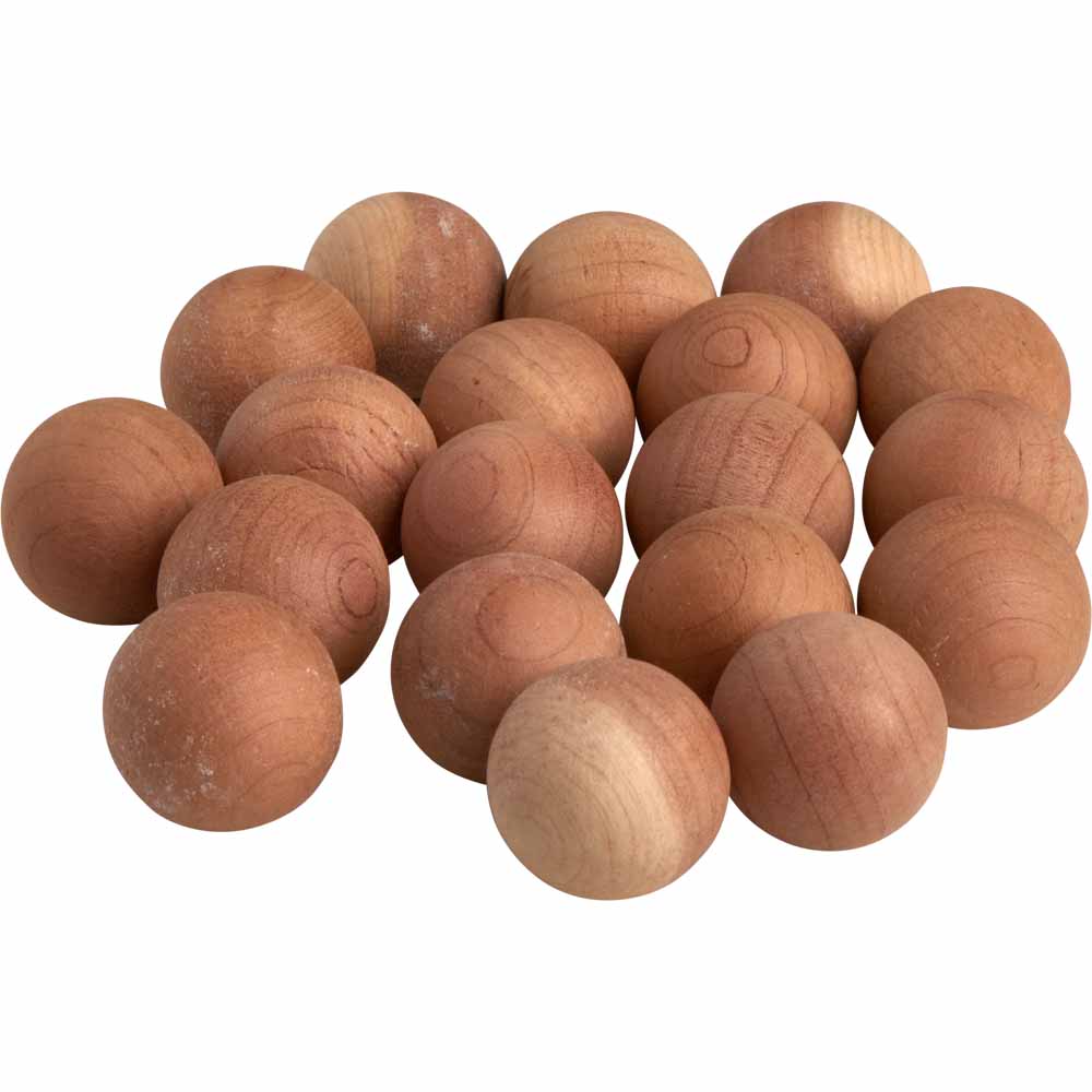 Wilko Cedar Moth Balls 20pk Wilko