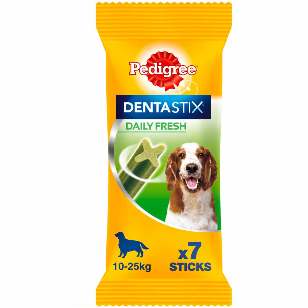 Pedigree 7 pack Dentastix Daily Oral Care Dog Treats for Medium Dogs Image 1