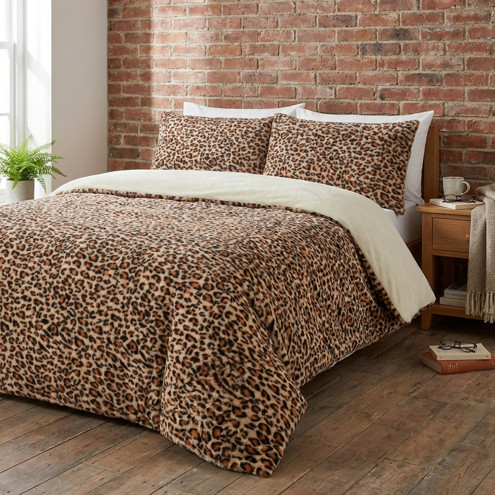 Leopard Print Faux Fur Duvet Set Brown Image 6