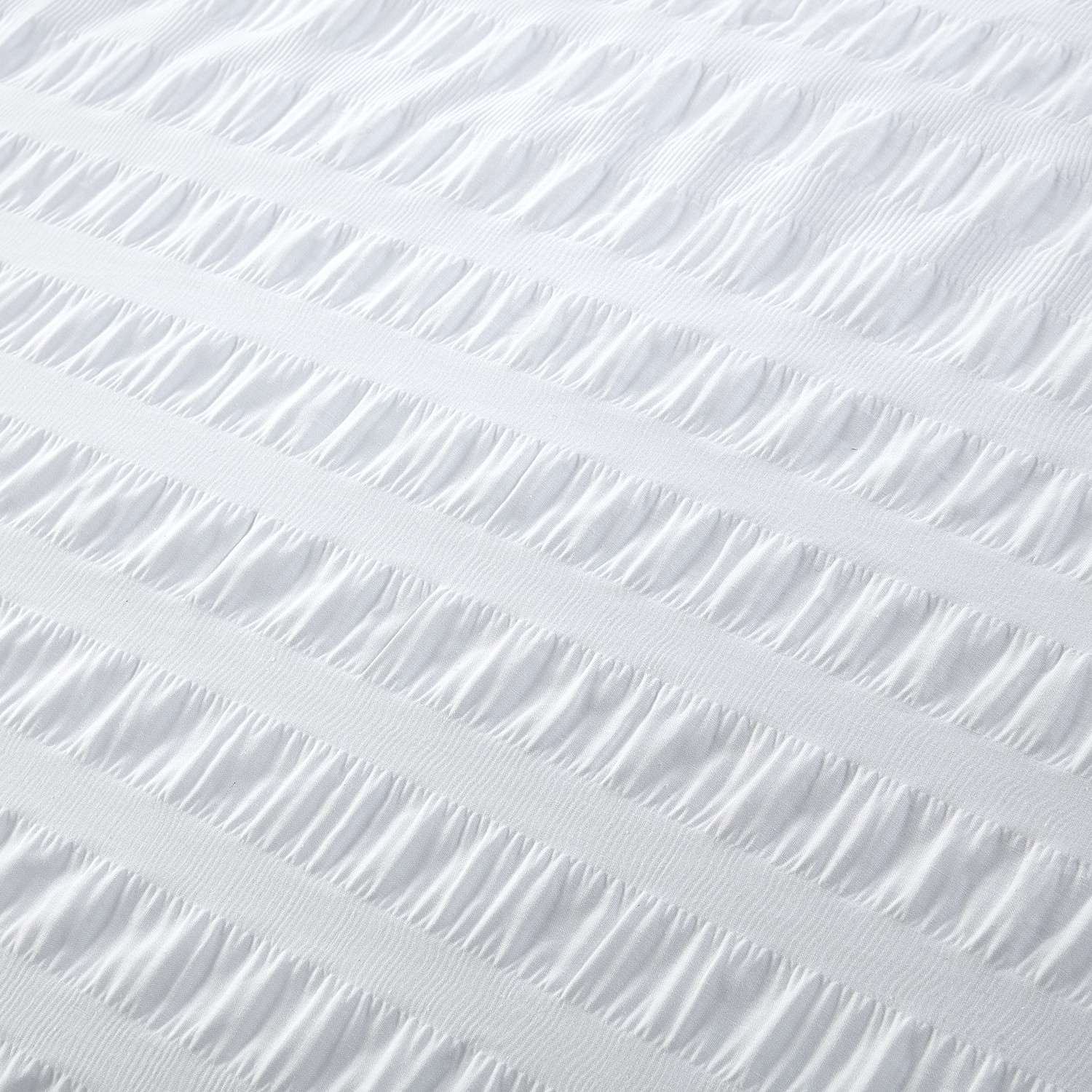Divante Double White Seersucker Duvet Set Image 2