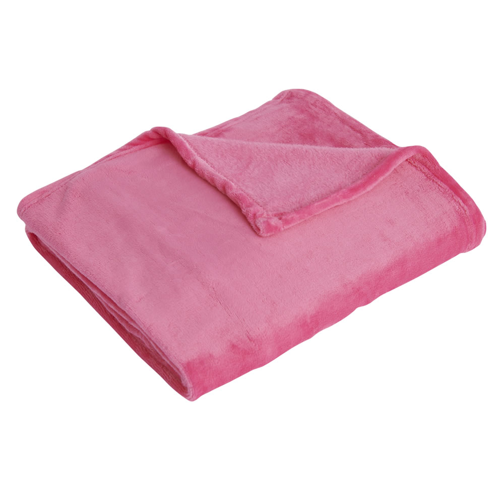 Wilko Pink Ultrasoft Throw 120 x 150cm Wilko