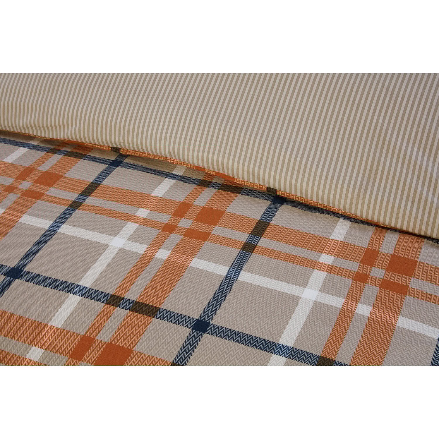 Harrison Check Duvet Cover and Pillowcase Set - Rust / Superking Image 4