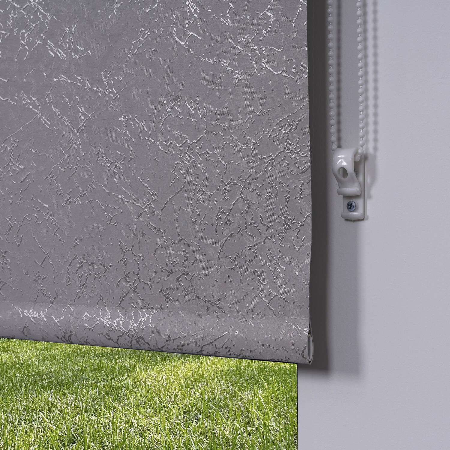 Trends Crackle Blackout Blind Light Grey 90cm Image 3
