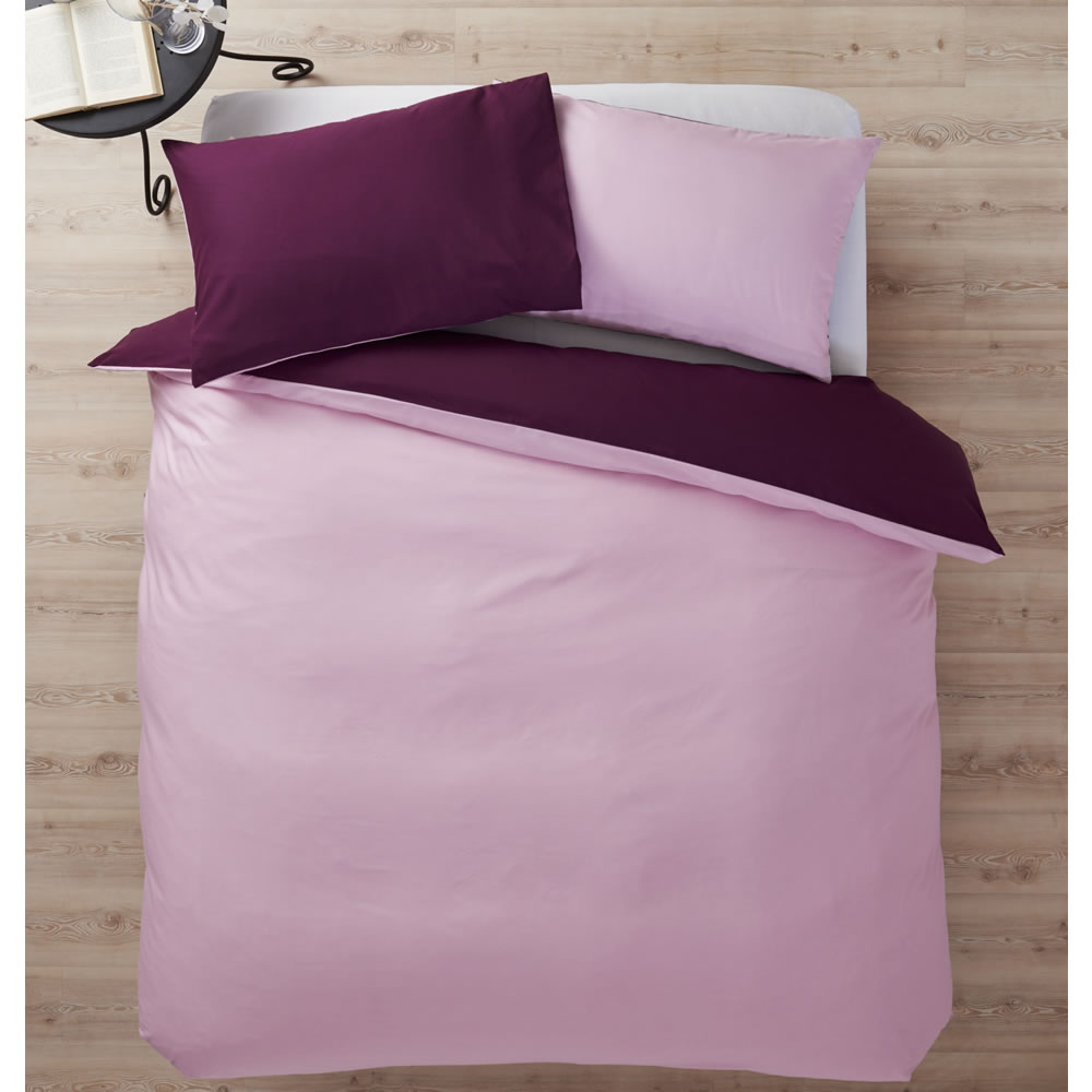 Wilko Plum and Mauve Reversible Double Duvet Set Image 4