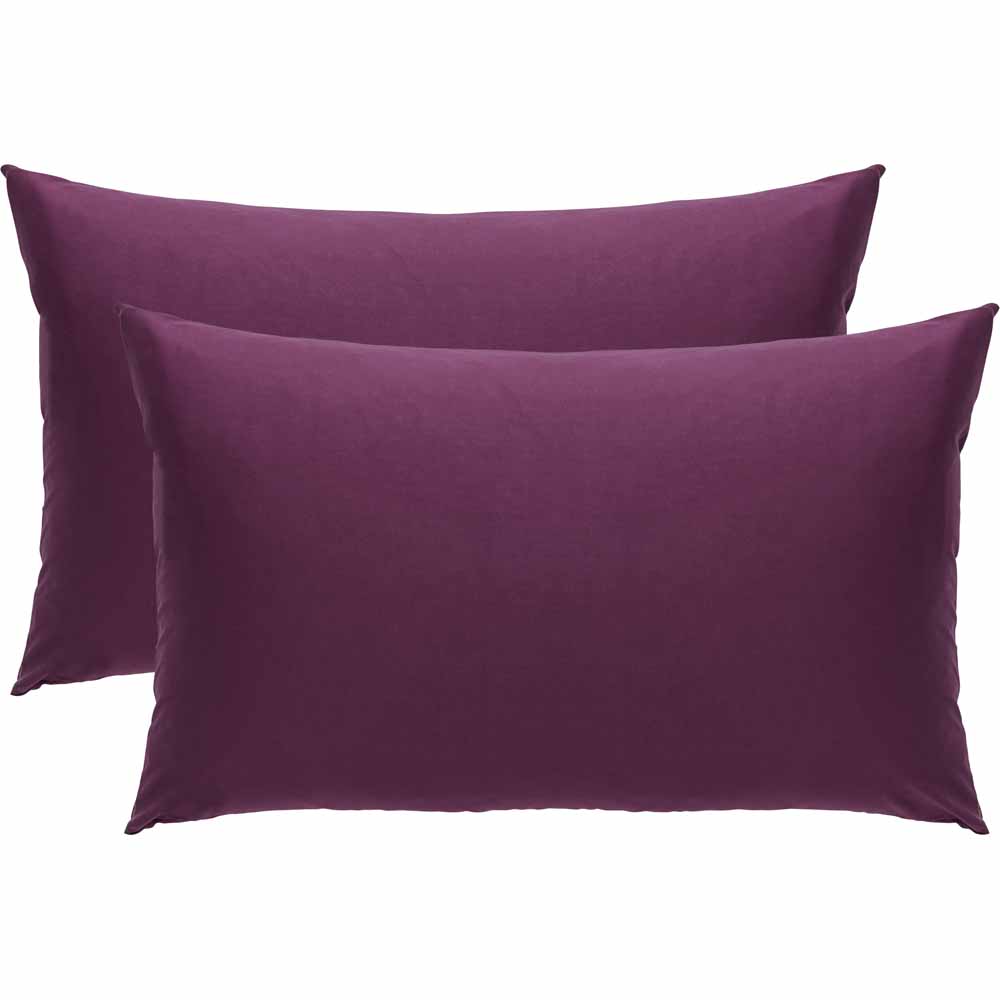 Wilko Easy Care Plum Housewife Pillowcase Image 1