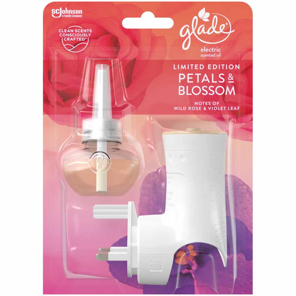 Glade Electric Holder Petals and Blossom Freshener 20ml  - wilko