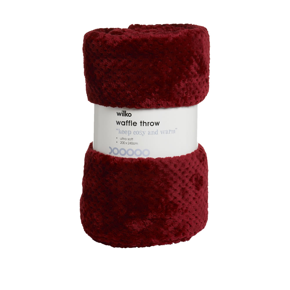 Wilko Red Waffle Throw 200 x 240cm Wilko