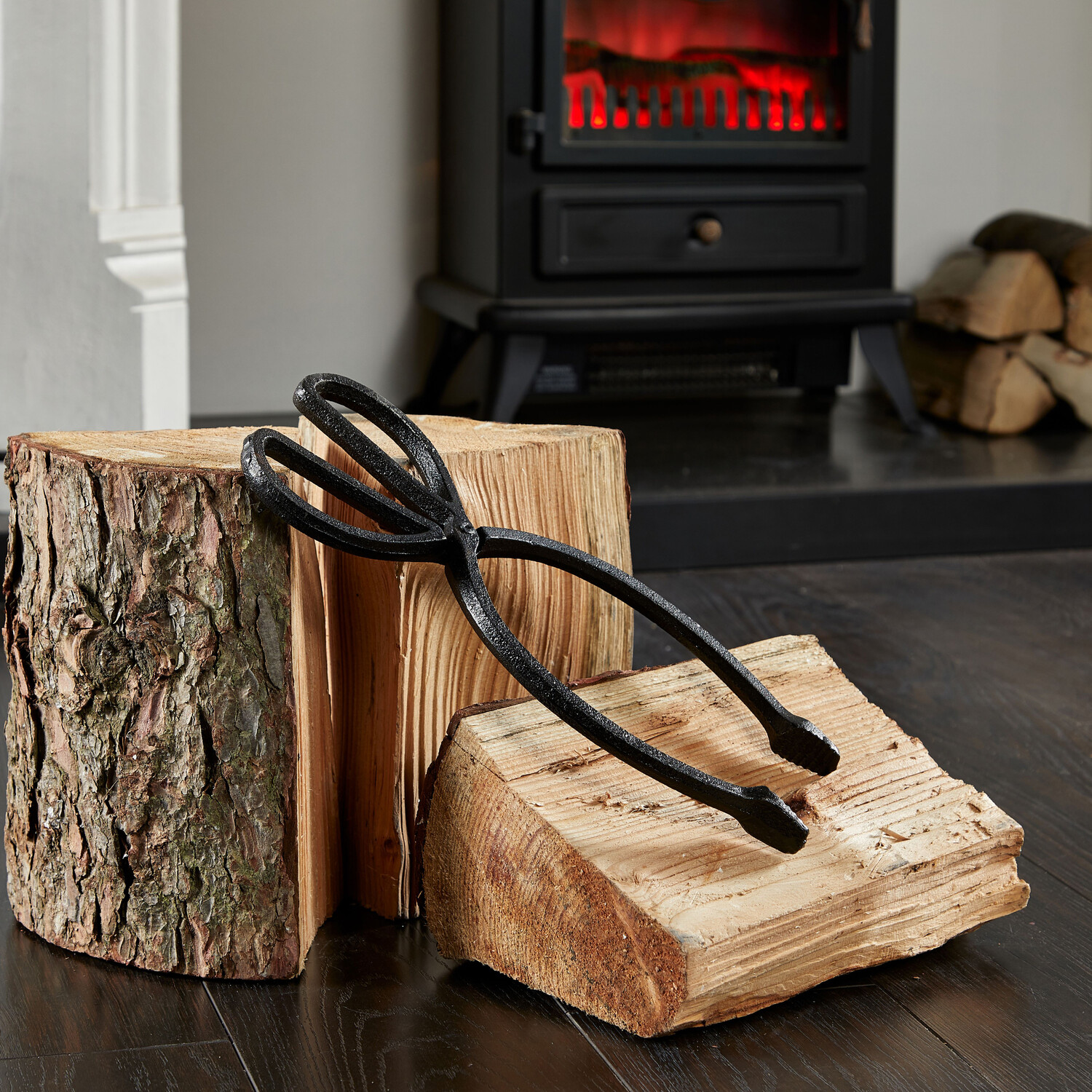 Iron Scissor Tongs Black Image