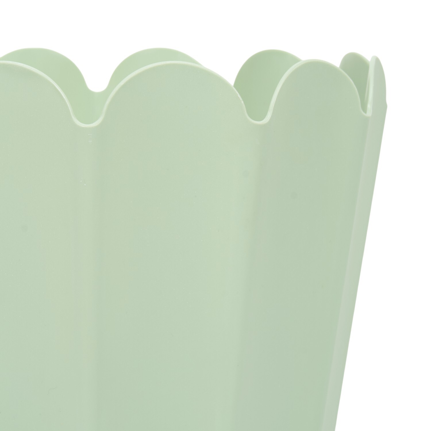 Scalloped Edge Bin Image 7