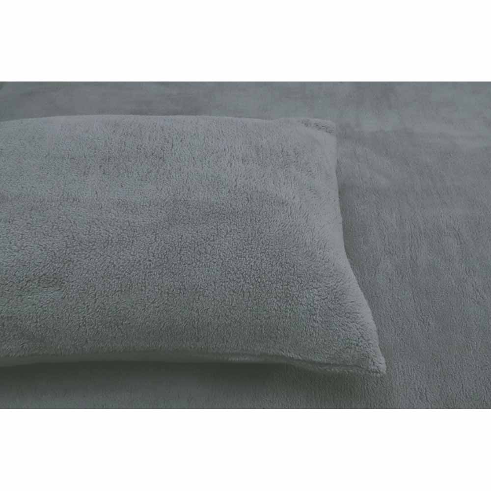 Wilko Double Charcoal Soft Teddy Duvet Set Image 2