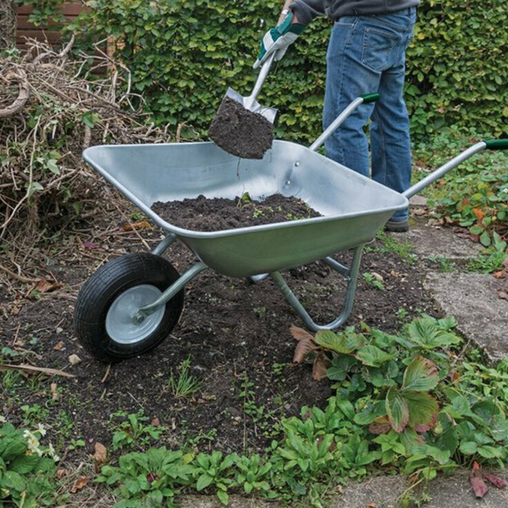 Draper Galvanised Wheelbarrow 65L Image 5