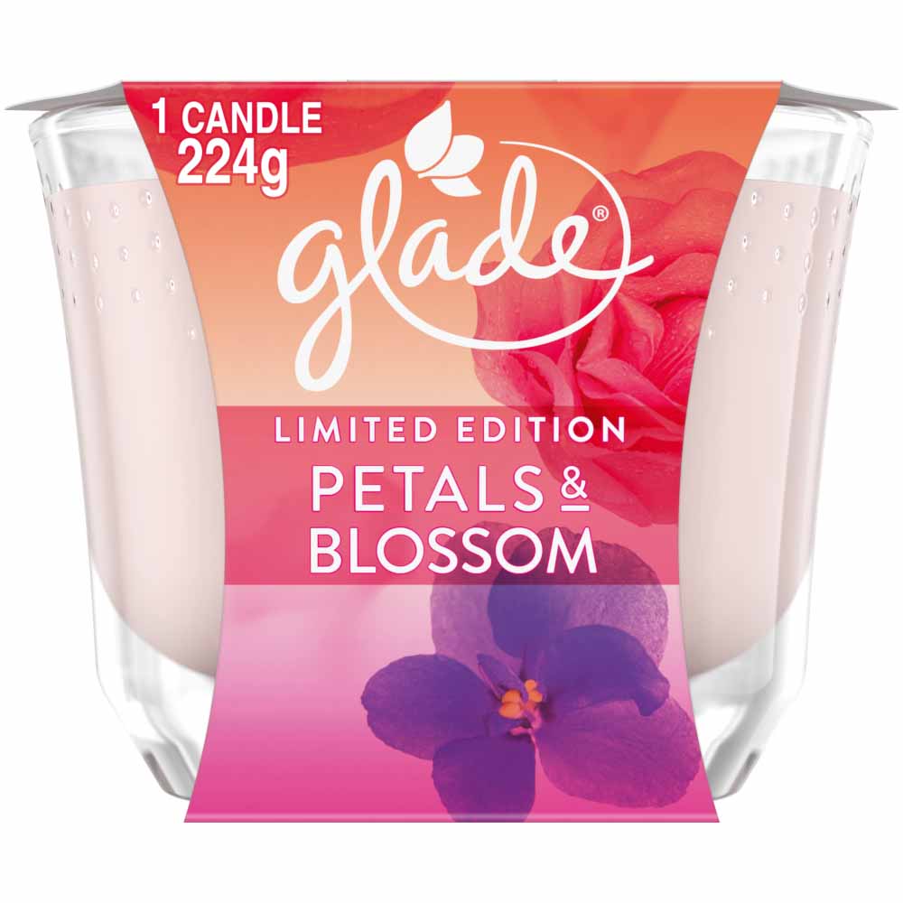Glade Large Limited Edition Candle Petals and Blossom 224g Image 2