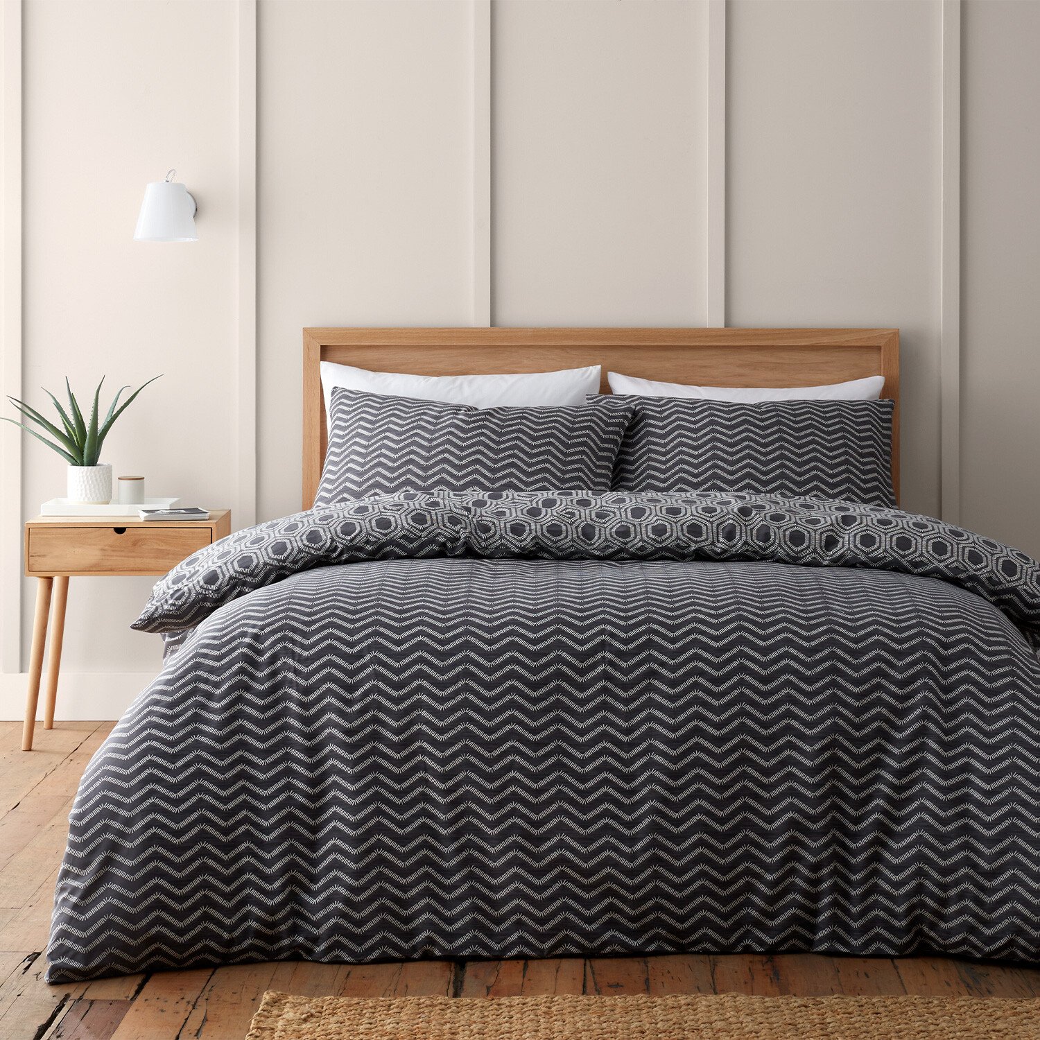 Divante Iona Geo Duvet Cover and Pillowcase Set - Black / Double Image 2