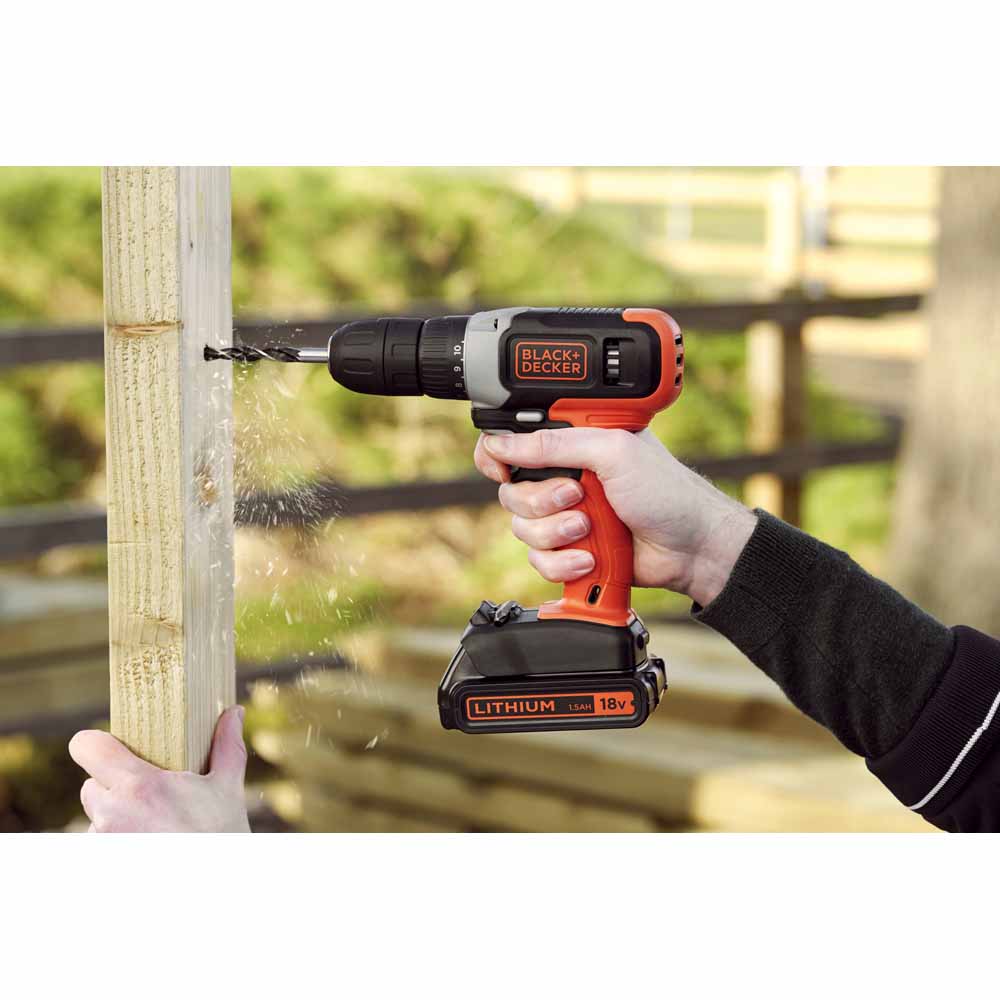 Black & Decker 18V 1.5Ah Lithium-Ion Cordless Drill Drive with Battery Image 2