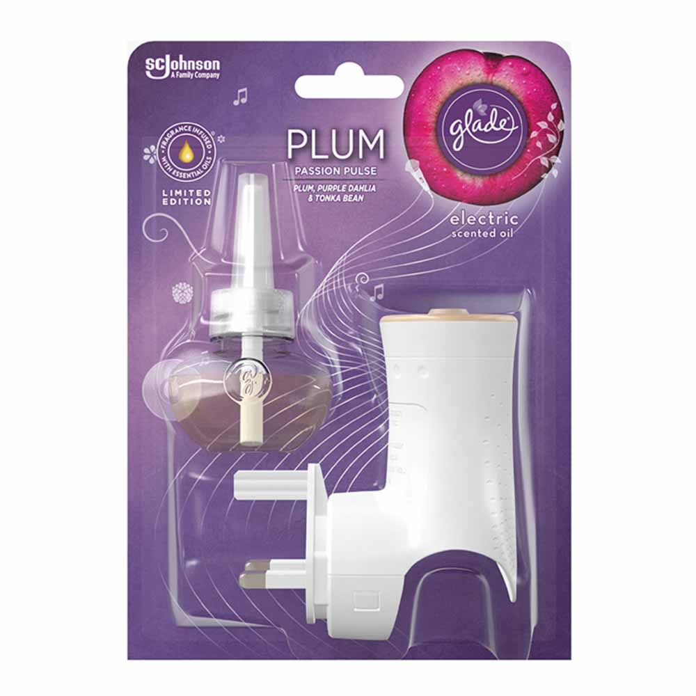 Glade Electric Plum Passion Pulse Plug Image 2