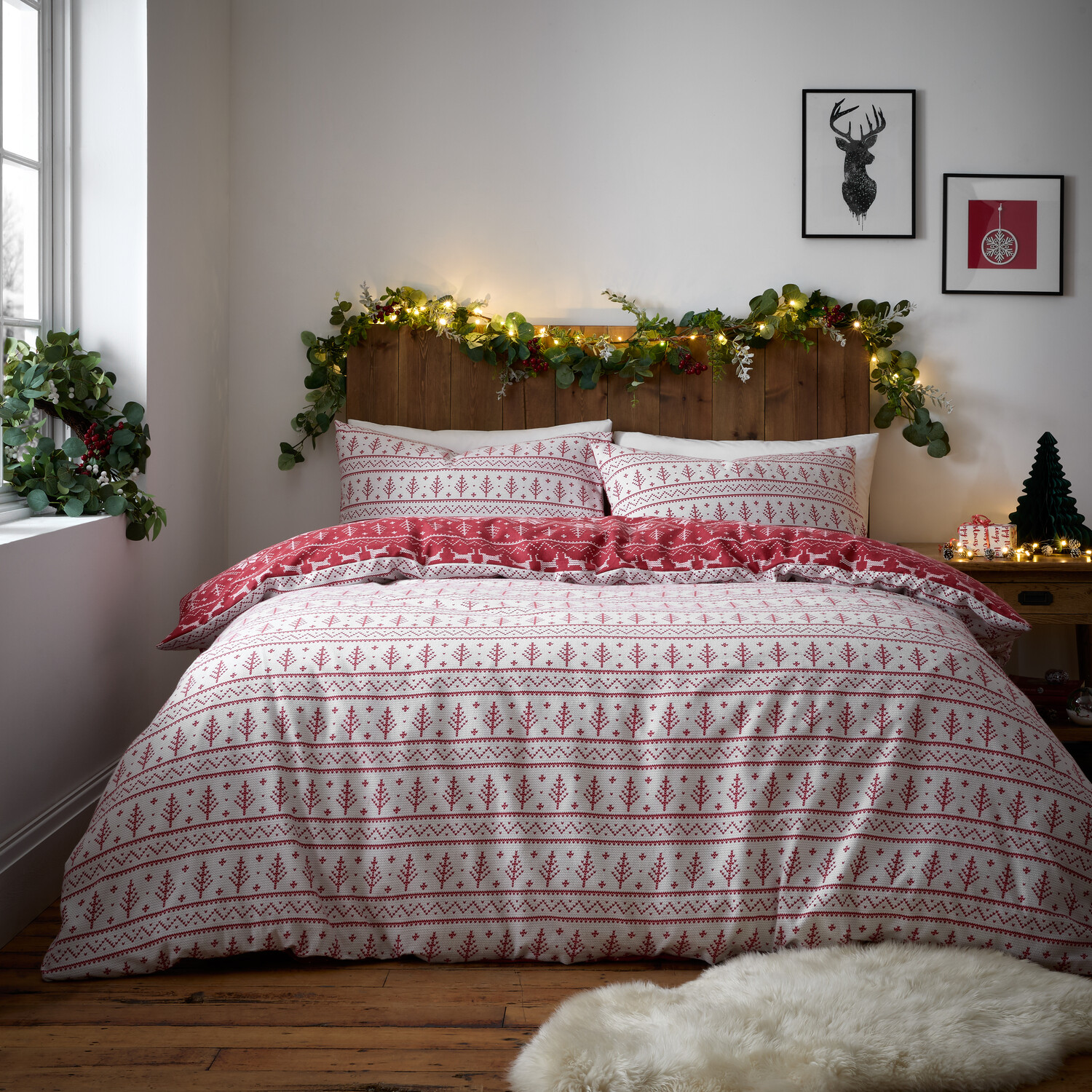 Fairisle Duvet Set - Red / King Image 2