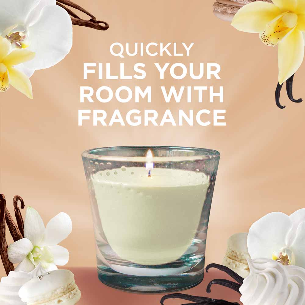 Glade Candle Vanilla Blossom Air Freshener 129g Image 4