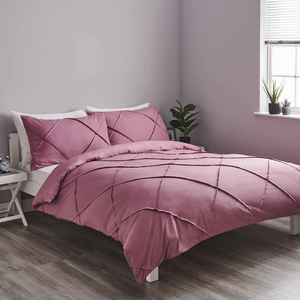 Wilko Pintuck Dusky Orchid Double Duvet Set Wilko
