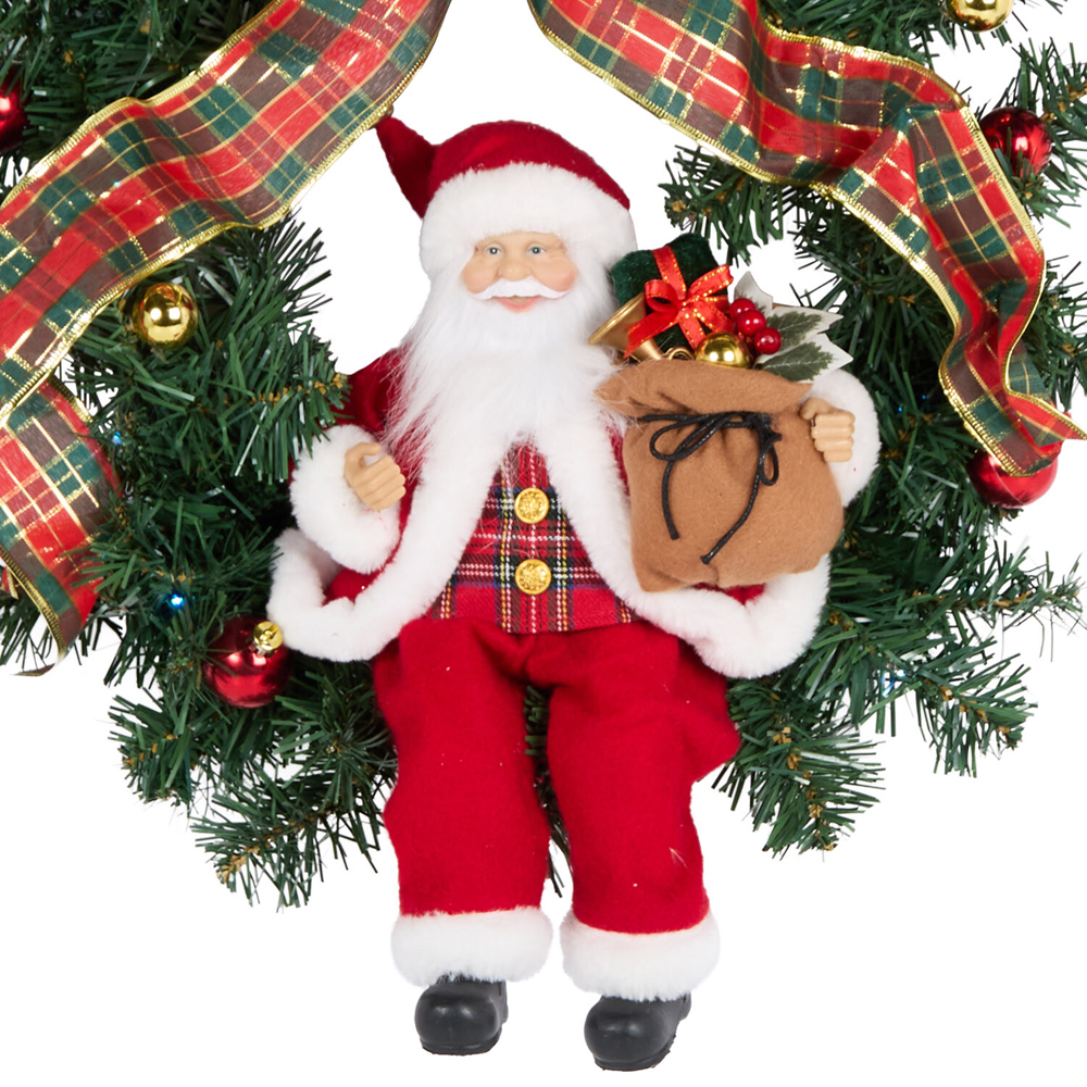 Traditional Santa Wreath Image 2