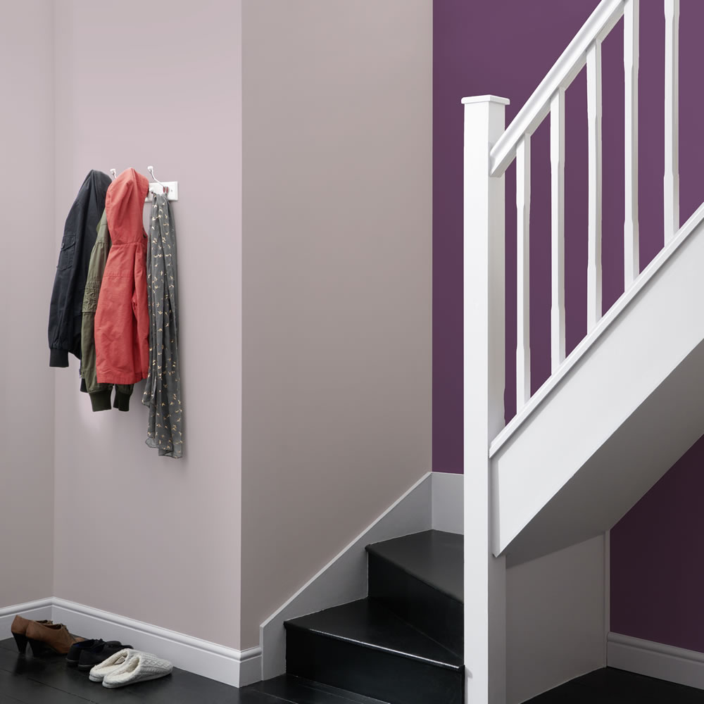 Wilko Durable Plum Berry Matt Emulsion Paint 2.5L Wilko