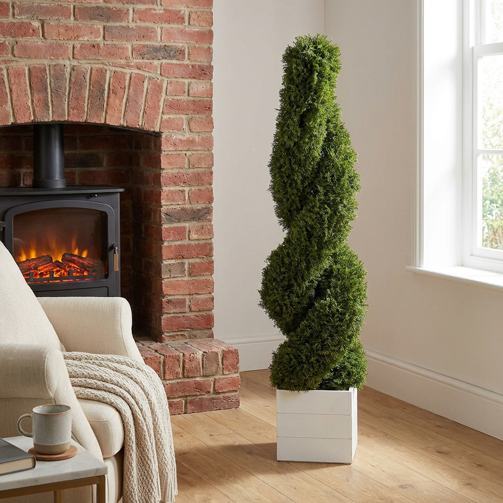 Cypress Spiral Tree - Green Image 4