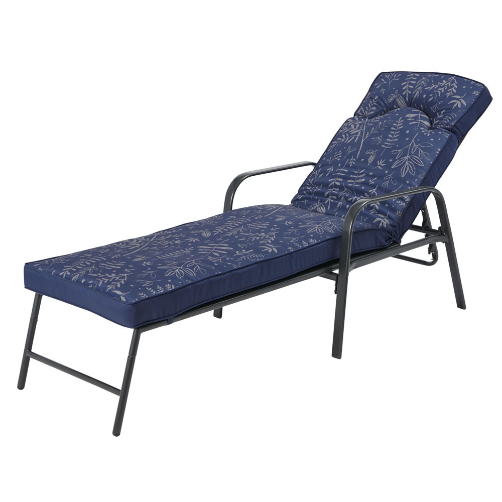 Wilko Venice Padded Garden Lounger Image 3