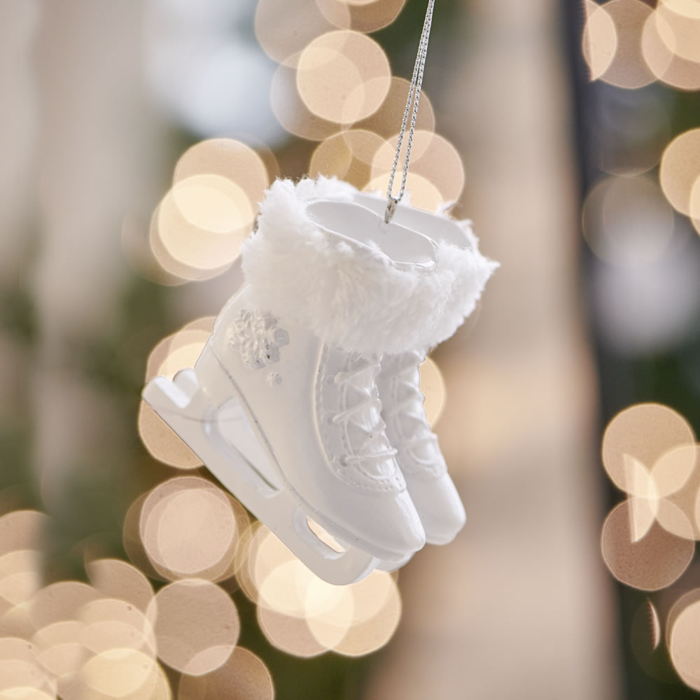 Wilko Winter Wonder Skate Boots Christmas Tree Decoration Image 3