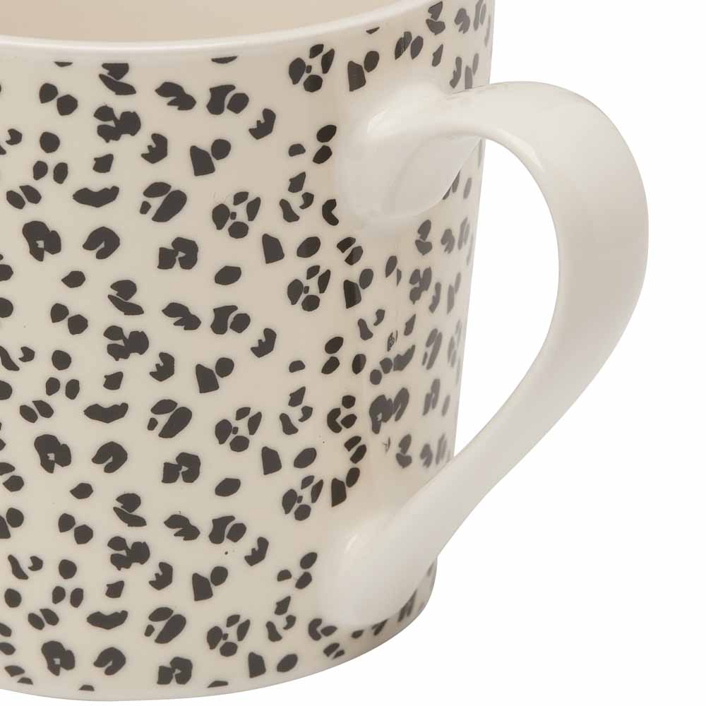 Wilko Leopard Print Mug Image 3