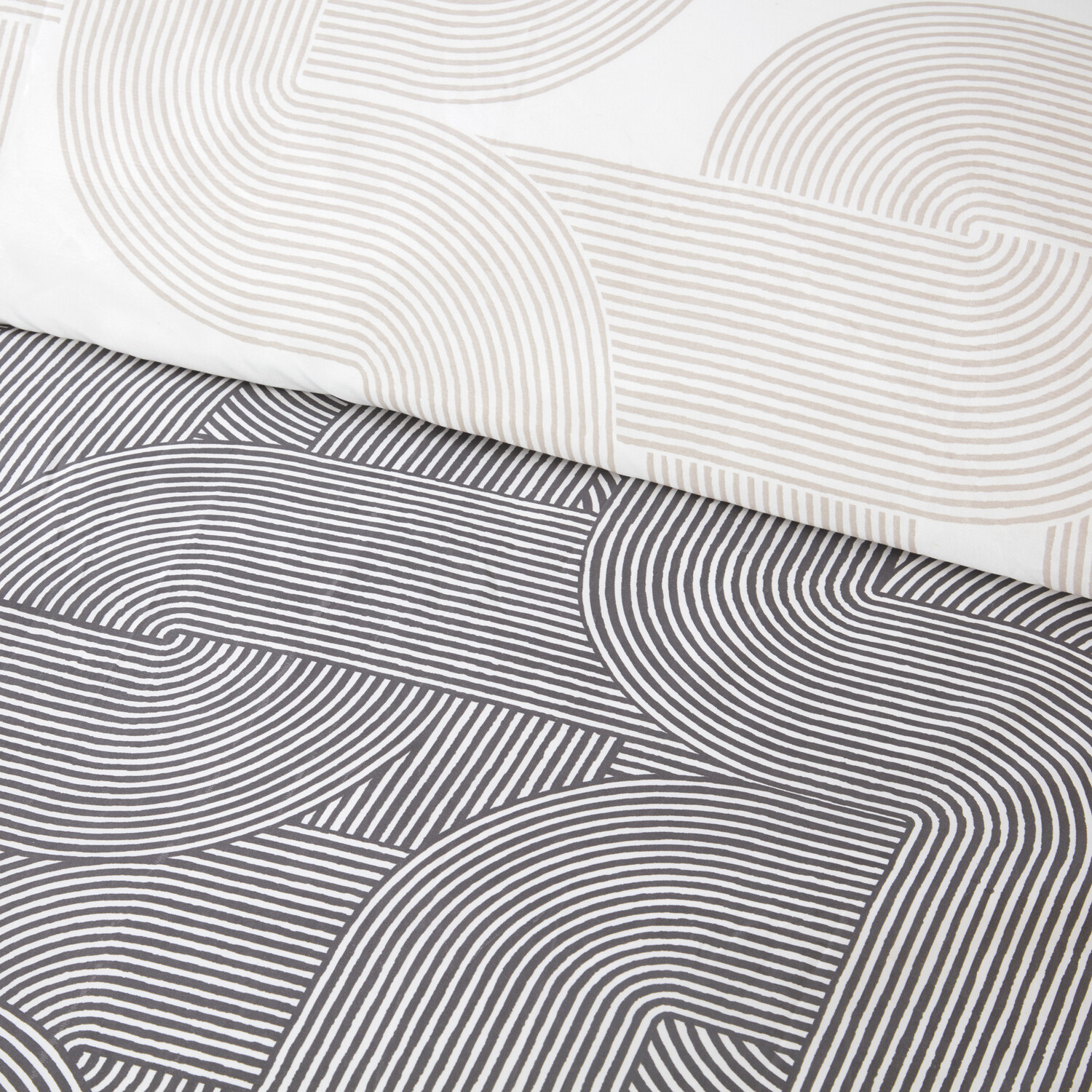 Elements Reversible Bedding SetBlackKing Image 4