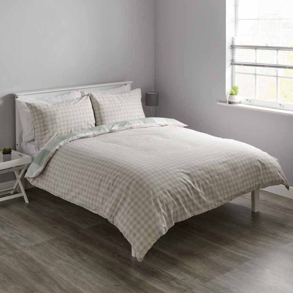 Wilko Double Gingham Reversible Easycare Duvet Set 2 Pack Wilko