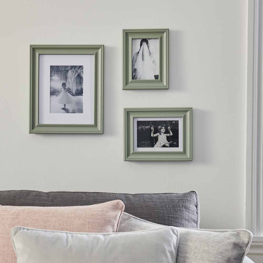 Wilko Vintage Sage Green Photo Frame 6 x 4in Image 4