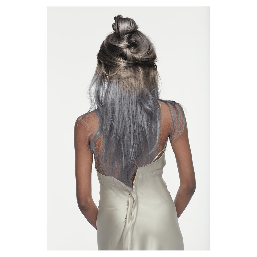 L'Oréal Paris Colorista Spray Grey Hair 100ml Image 3