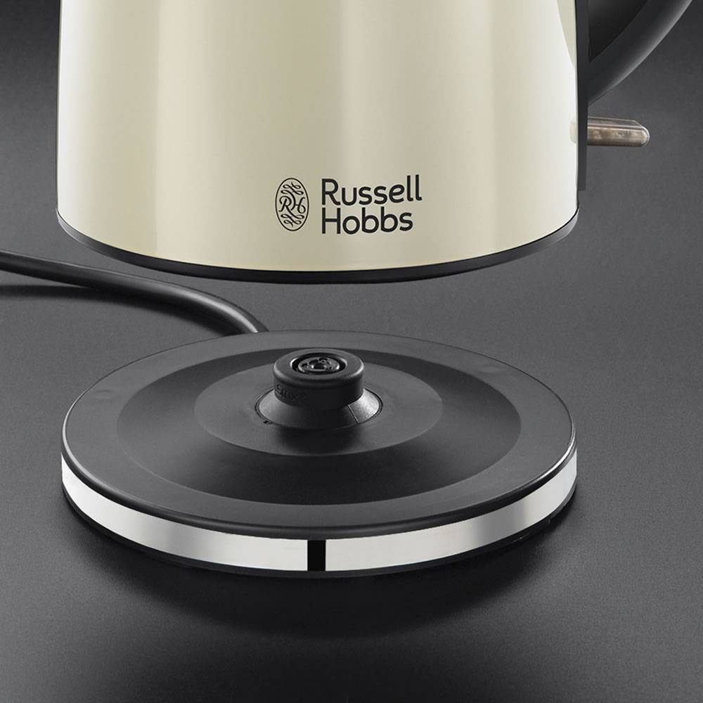 Russell Hobbs Cream 1.7L Kettle Wilko