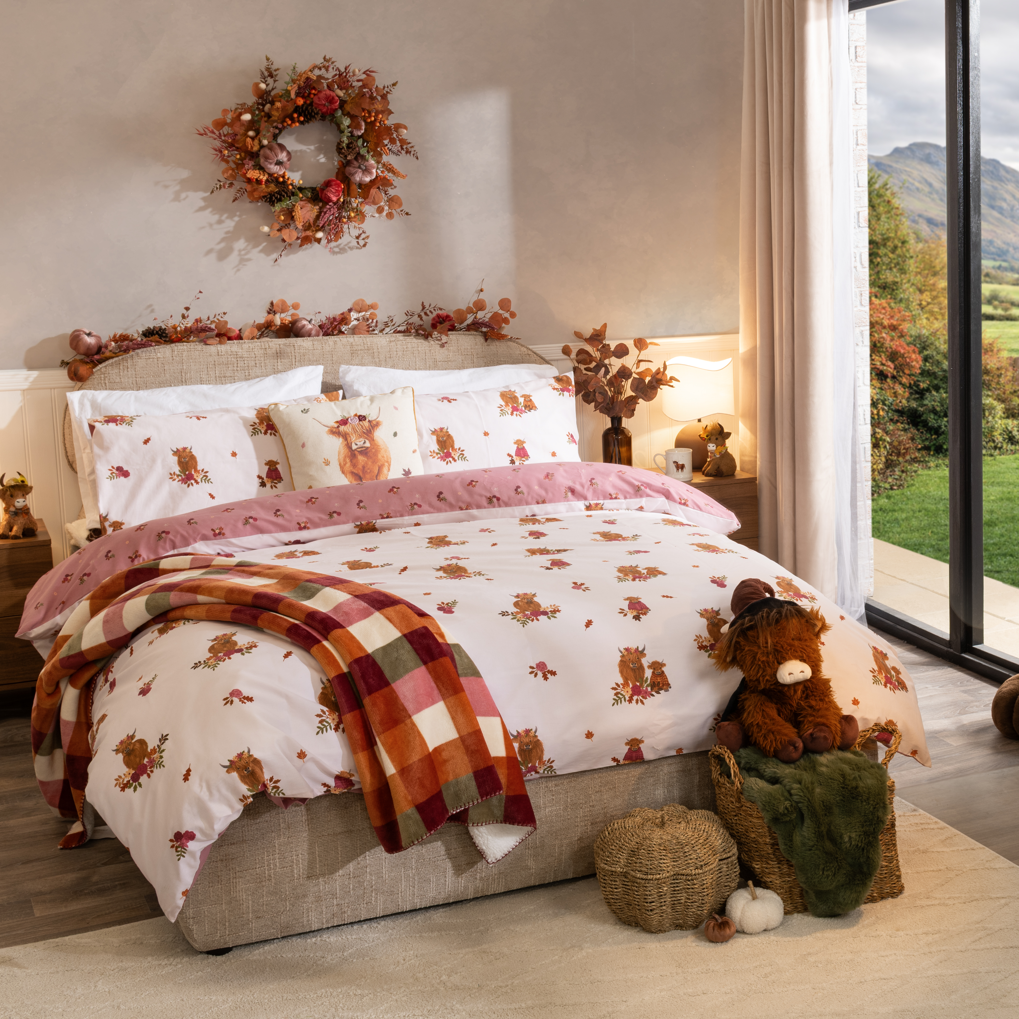 Lola Highland Cows Duvet Set Blush King Image 2