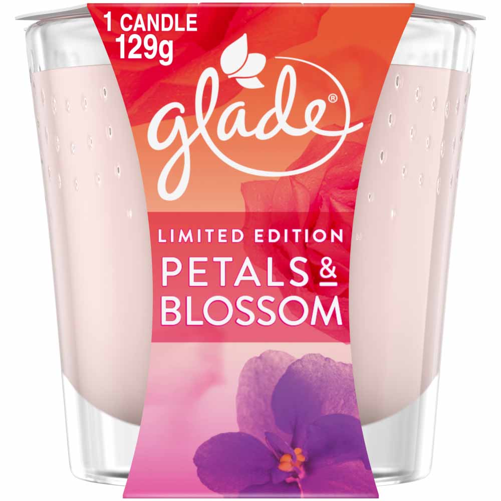 Glade Limited Edition Candle Petals and Blossom 129g Image 1