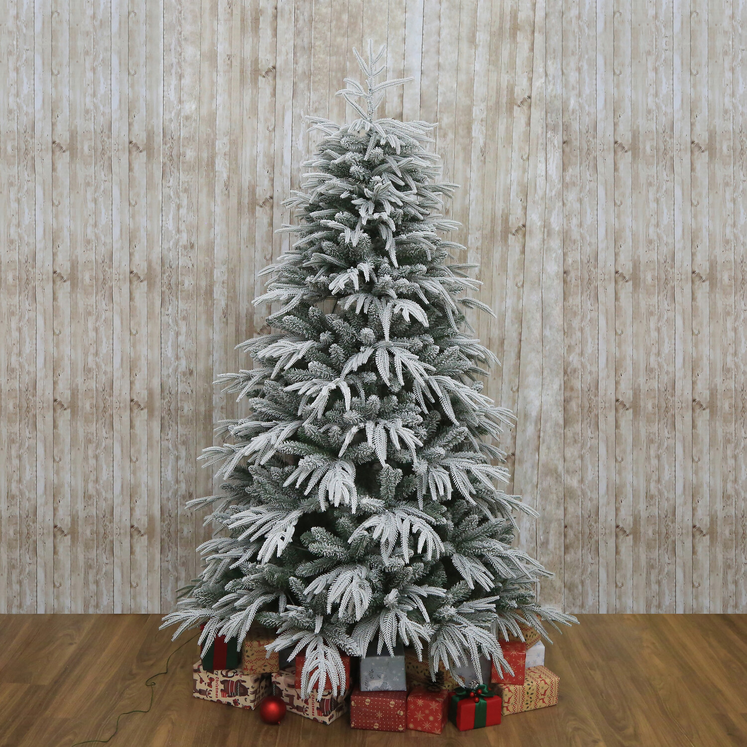 Empress Pre Lit Tree 6.5ft Image 2