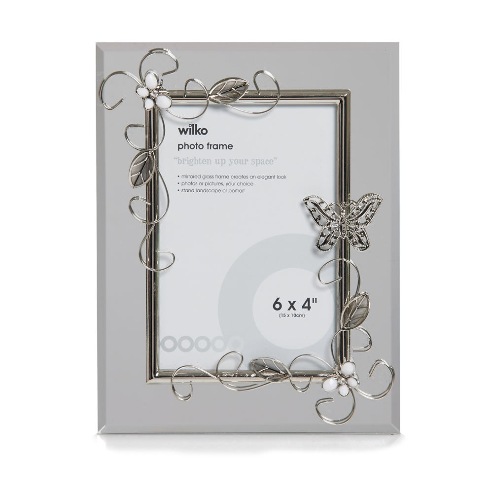 Wilko Silver Butterfly Detail Photo Frame 6 x 4 Inch Image 1