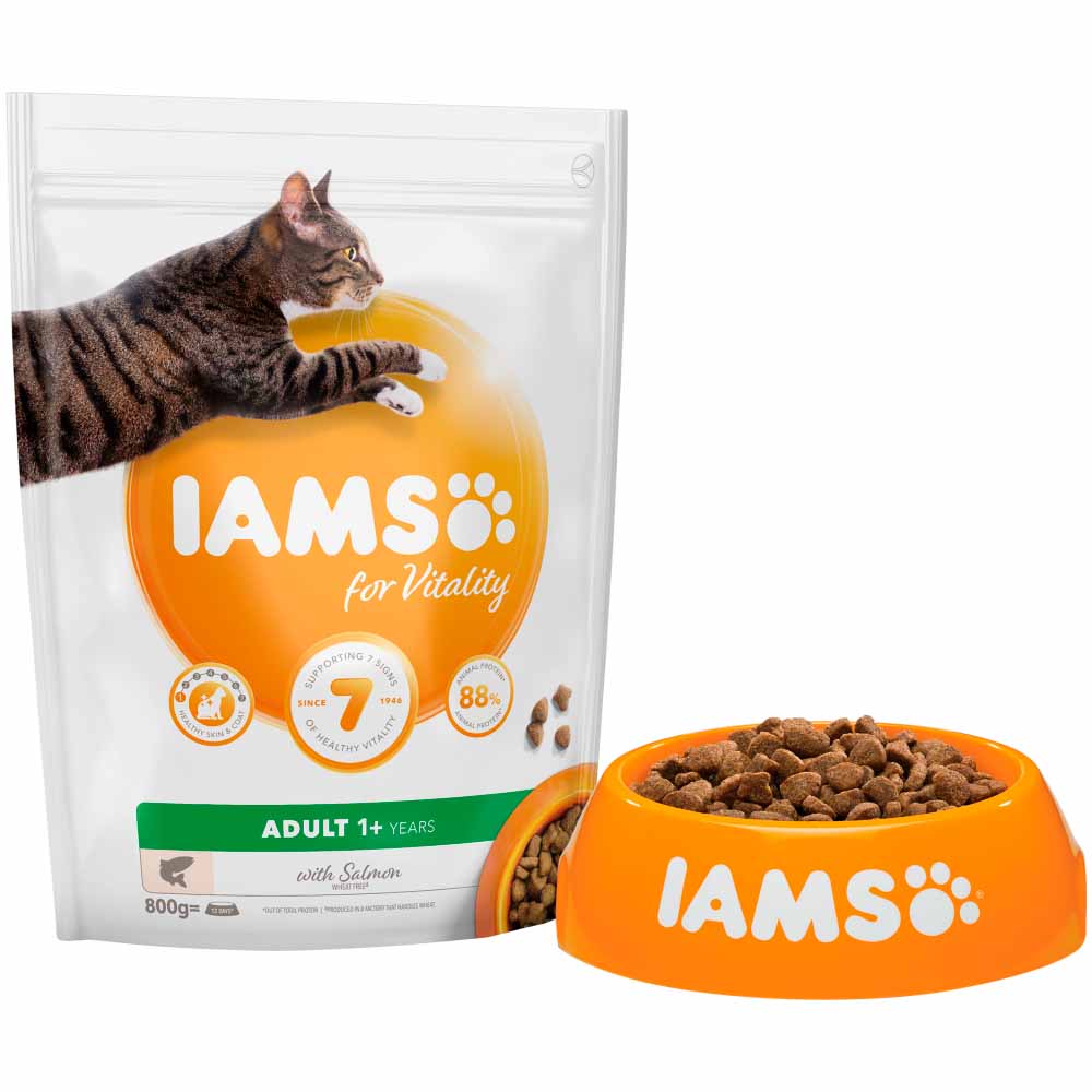 IAMS Vitality Adult Cat Food Salmon 800g Image 3