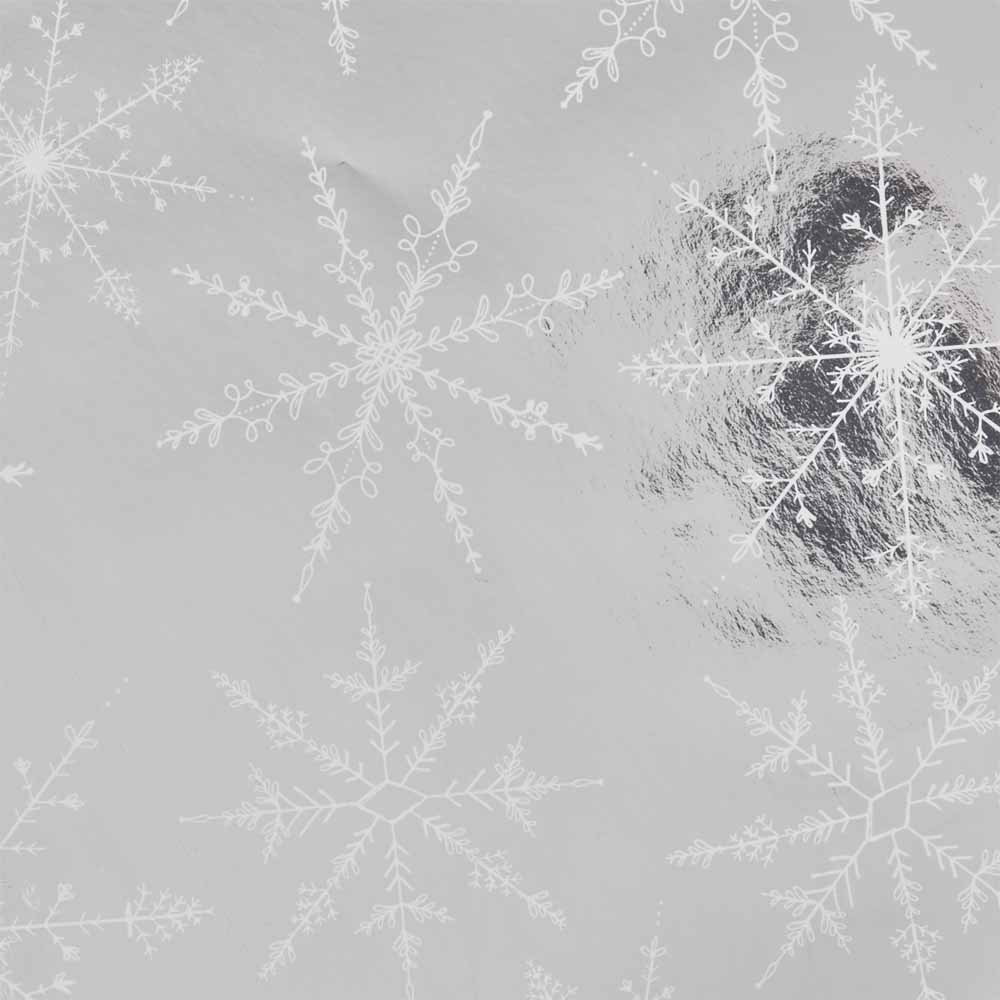 Wilko 4m Dreamland Snowflake Christmas Wrapping Paper Wilko