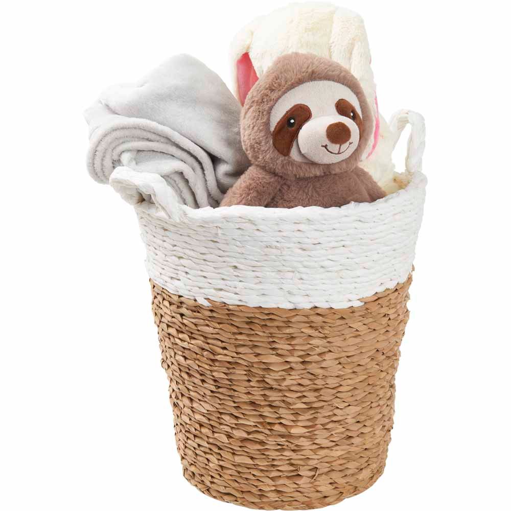 Wilko Rush Round Basket with White Trim Wilko