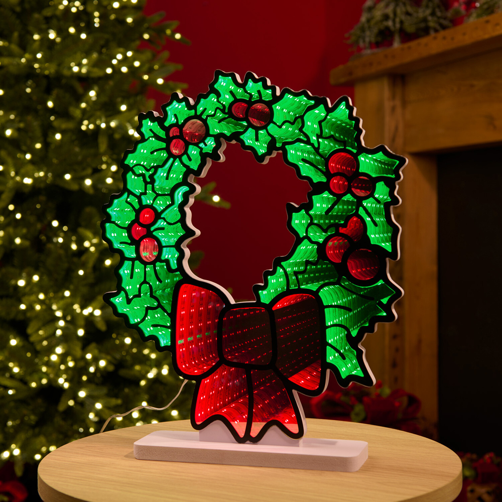Christmas Wreath Infinity Light Image 1