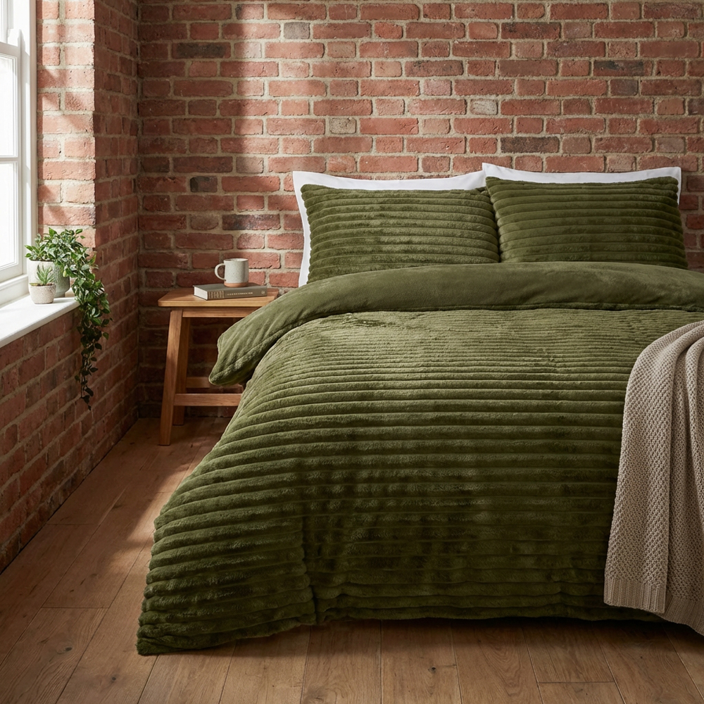 Colorado Faux Fur Duvet Set Green Double Image 4