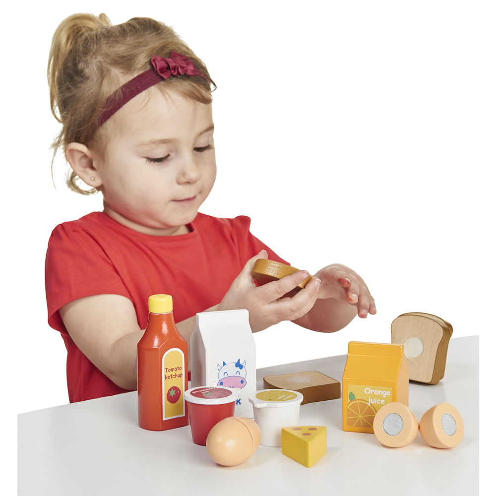 Wilko Let's Pretend Wooden Grocery Set Wilko