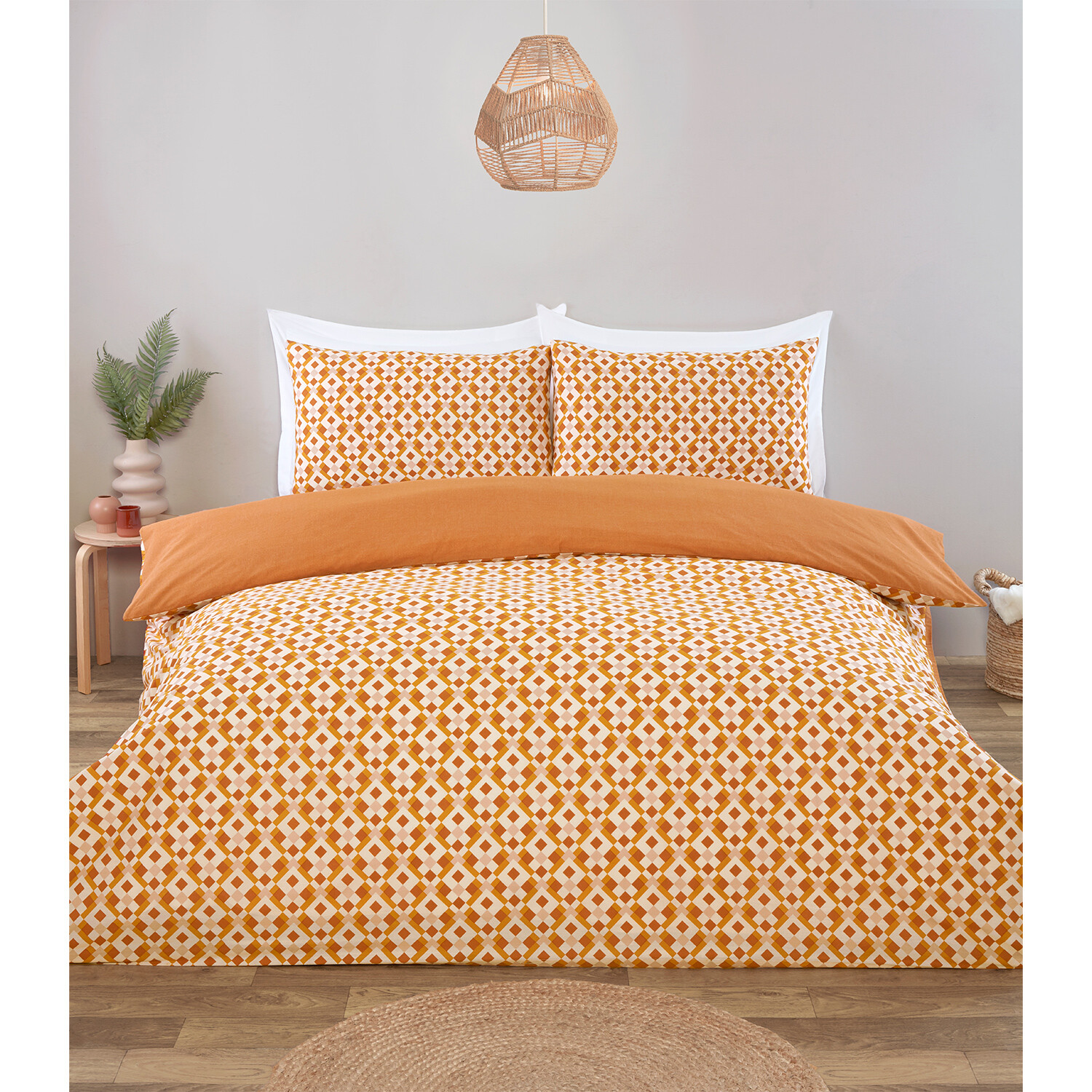 Dalton Reversible Geometric Duvet Set - Rust / Single Image 2